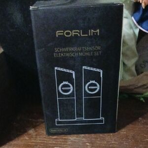 New In Box Enhance Gravity Grinder Set